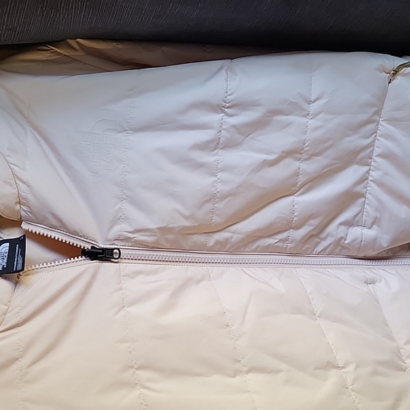 North Face Jacket - Picture 8 of 15